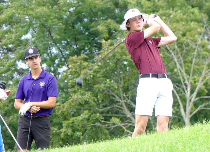 Altoona boys golf looks for more than just wins in ’26
